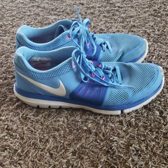 Nike Shoes - Nike womans shoes